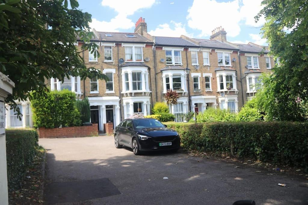 Qties Luxury Home Londra Exterior foto